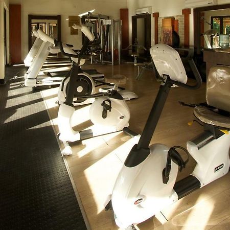Cresta Mowana Safari Lodge Kasane Buitenkant foto