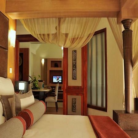 Cresta Mowana Safari Lodge Kasane Buitenkant foto