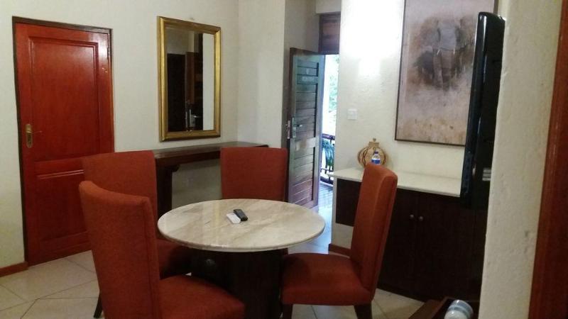 Cresta Mowana Safari Lodge Kasane Buitenkant foto